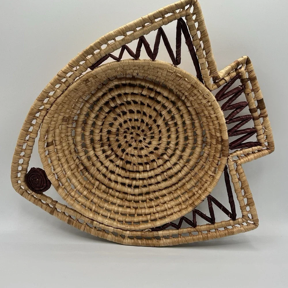 Handwoven Fish Basket Tray Raffia Wicker Boho Coastal Folk Art Wall Decor 12